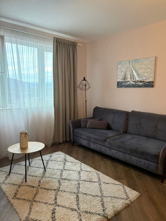 De inchiriat 2 camere, parcare sunterana, zona BMW