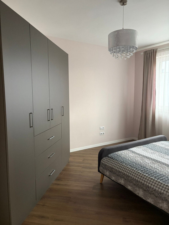 De inchiriat 2 camere, parcare sunterana, zona BMW