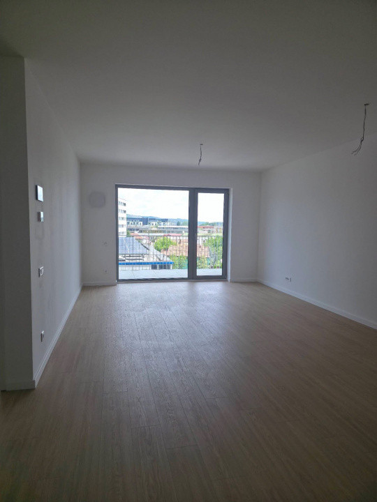 OPORTUNITATE! APARTAMENT 2 CAMERE, ETAJ INTERMEDIAR, ERA HEXAGON