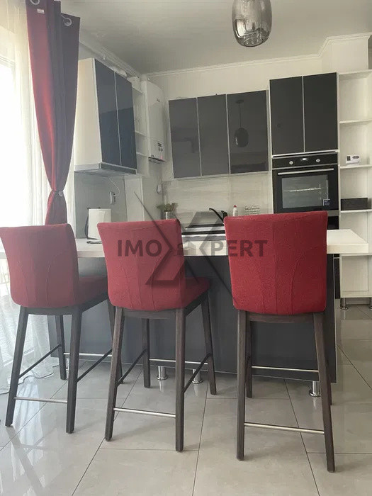Apartament de 2 camere, bloc nou, parcare, zona Semicentrala!