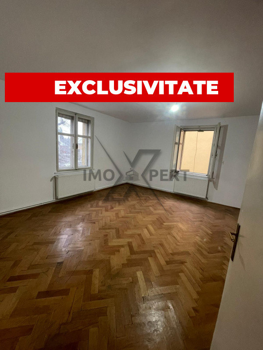 Apartament In Vila, 3 camere, 2 bai , 83 m2 , Cipariu, Centru