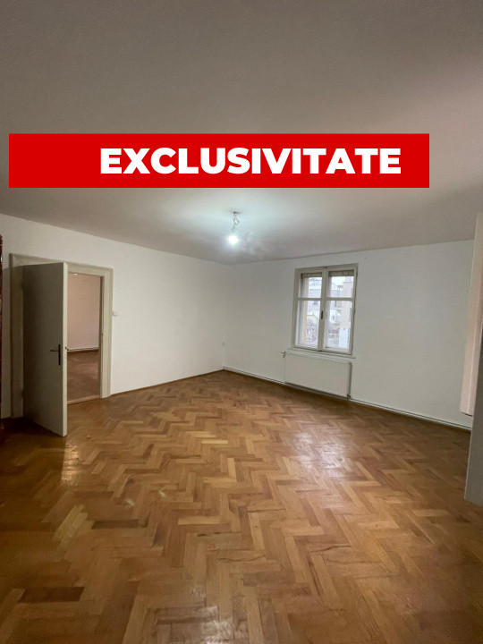 Apartament In Vila, 3 camere, 2 bai , 83 m2 , Cipariu, Centru