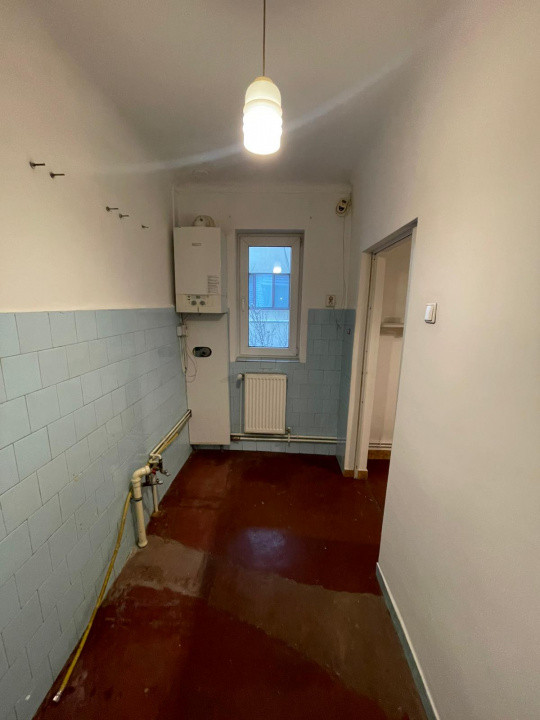 Apartament In Vila, 3 camere, 2 bai , 83 m2 , Cipariu, Centru