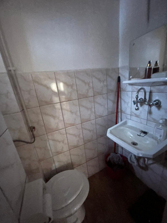 Apartament In Vila, 3 camere, 2 bai , 83 m2 , Cipariu, Centru