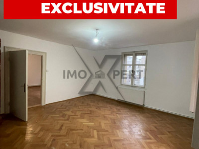 Apartament In Vila, 3 camere, 2 bai , 83 m2 , Cipariu, Centru