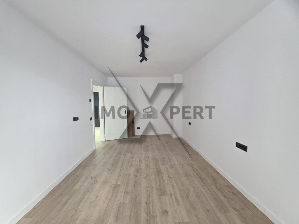 Apartament de 2 camere, bucatarie separata , terasa generoasa, Elite City