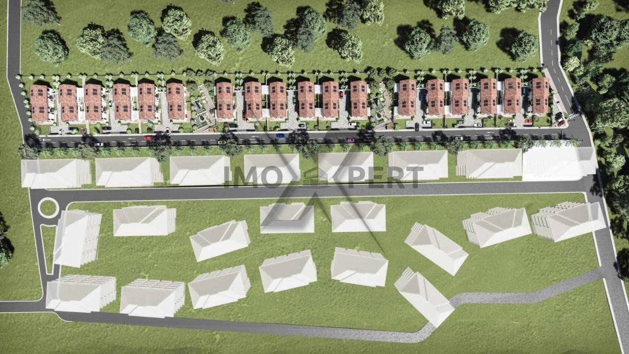 Duplex cu 5 camere la intrare în Chinteni