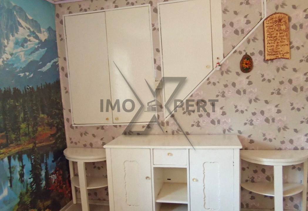 Oportunitate Investitie, 3 case in curte, 485 teren, Intre Lacuri