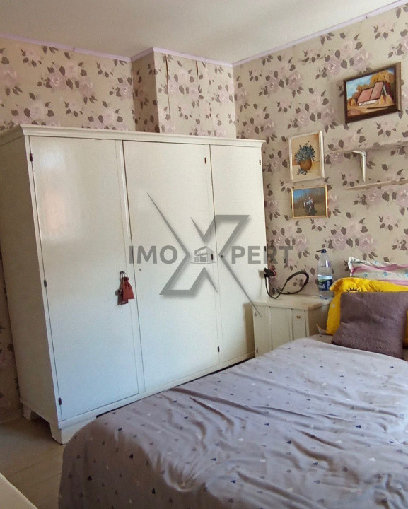 Oportunitate Investitie, 3 case in curte, 485 teren, Intre Lacuri