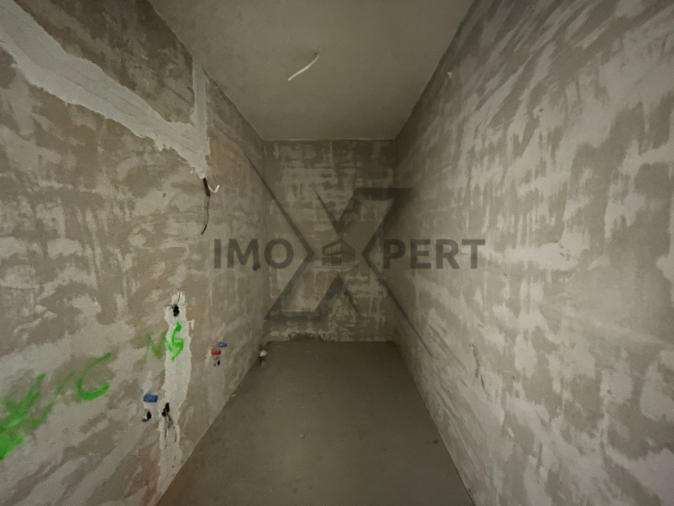 Apartament cu 3 camere în zona Baciu Regal 