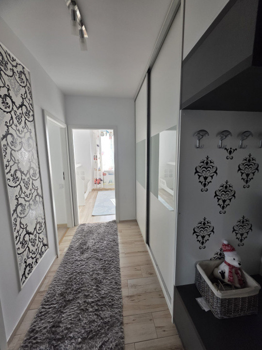 Apartament 3 dormitoare, 67 mp, etaj intermediar, Manastur / Vivo (Polus Center)
