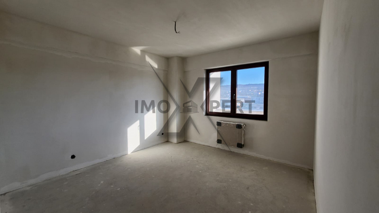 Apartament 2 camere de vânzare – zona Europa, ansamblul Luminia