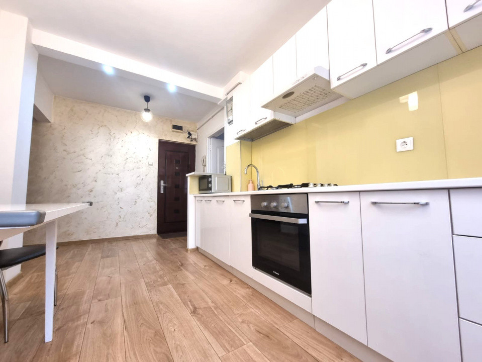 Apartament cu 3 camere decomandat, 68 mp utili, zona Marasti
