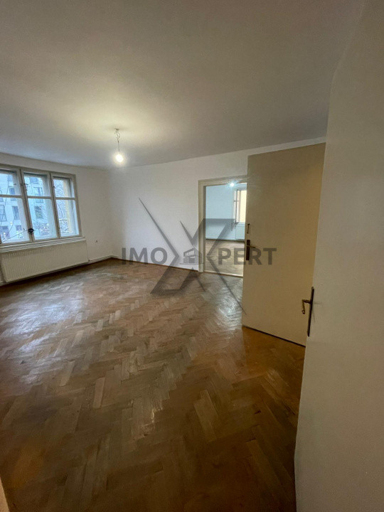 Apartament In Vila, 3 camere, 2 bai , 83 m2 , Andrei Muresanu, Pasapoarte!