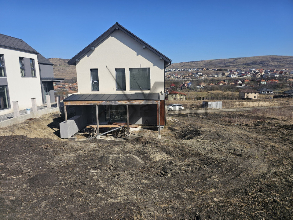  Casa individuala 136mp utili si 700 mp teren, zona strazii Ion Creanga  