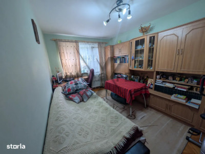 Apartament 4 camere decoamdat 