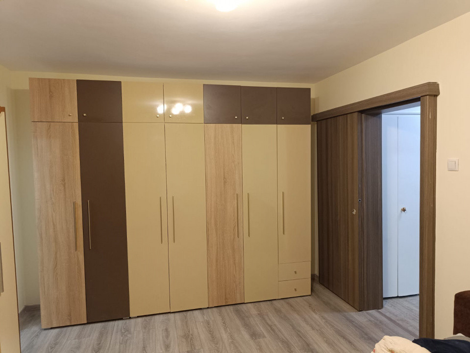Apartament 2 camere semidecomandat mobilat, Gheorgheni, zona Interservisan