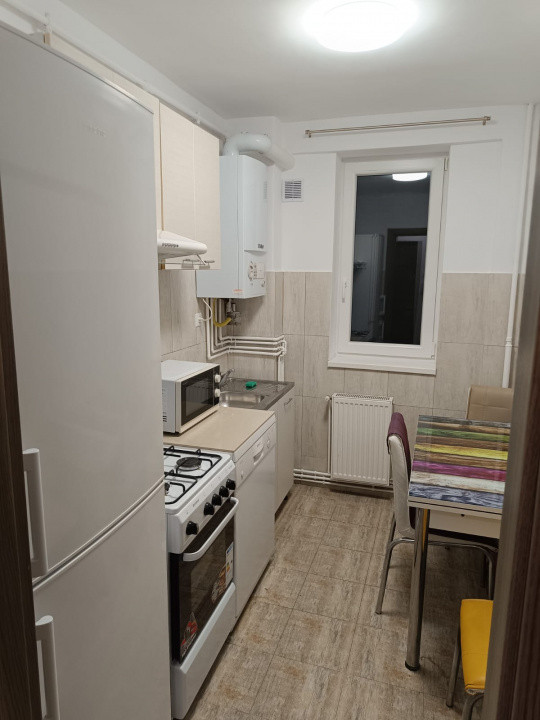 Apartament 2 camere semidecomandat mobilat, Gheorgheni, zona Interservisan