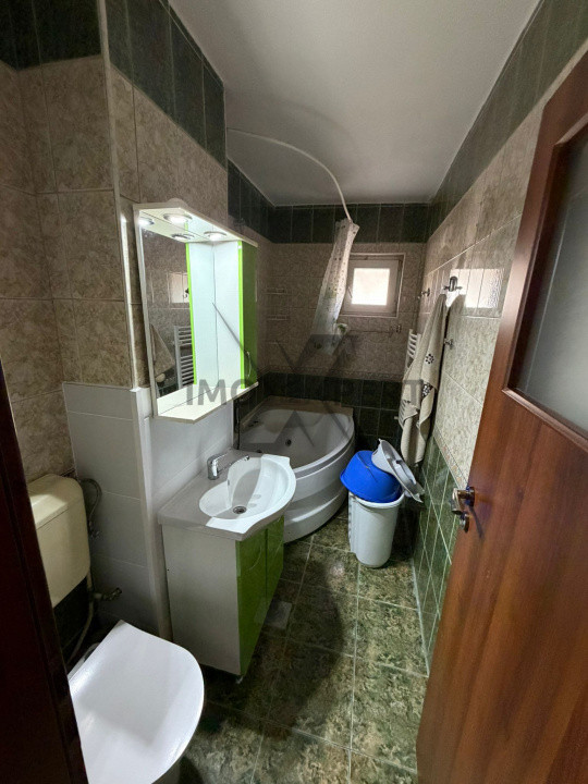 Apartament cu 3 camere deco 2 bai, et 5/8 calea Dorobantilor