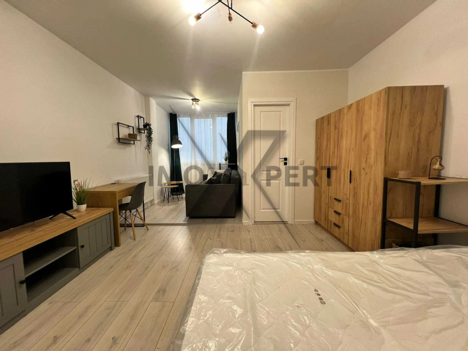 Garsoniera decomandata langa Iulius Mall