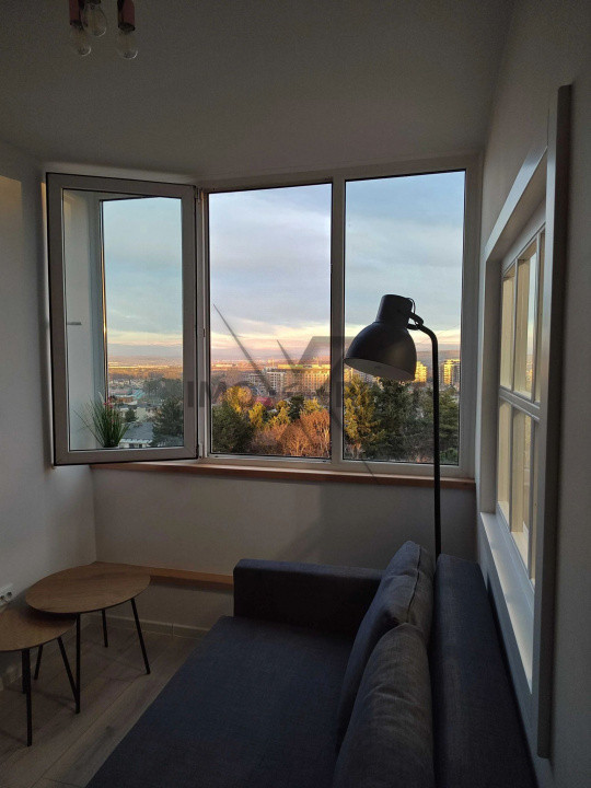 Garsoniera decomandata langa Iulius Mall