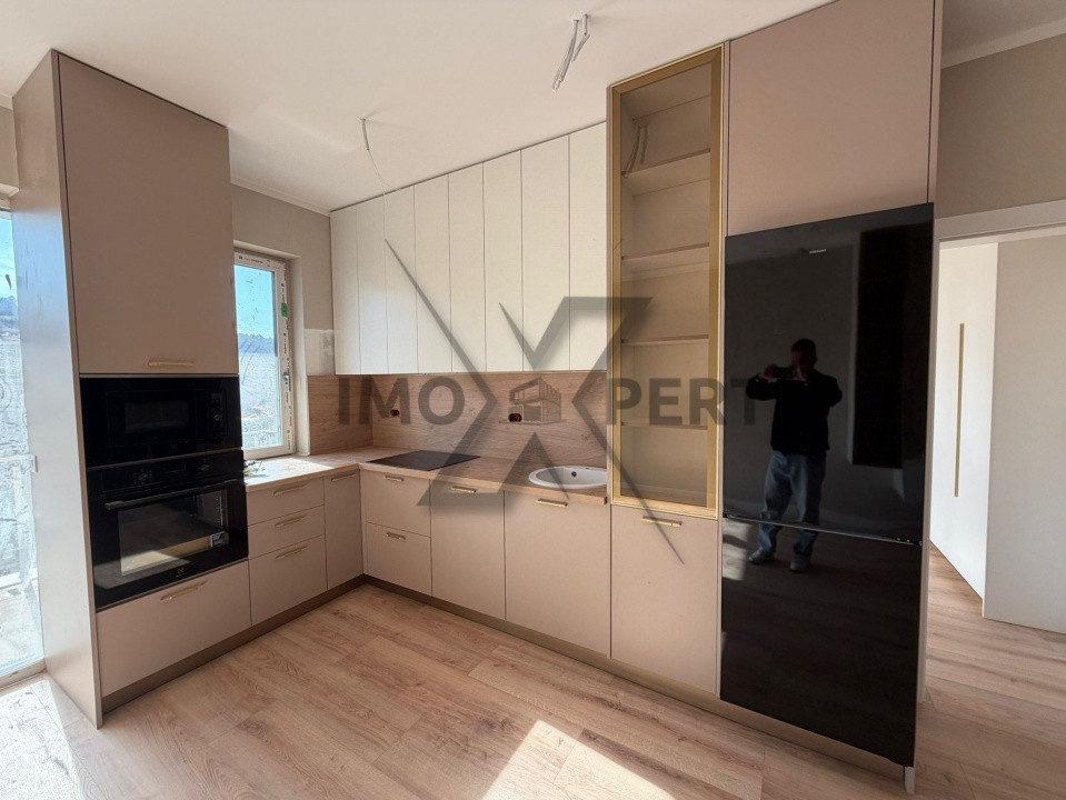 Apartament 2 camere la cheie, zona Vivo 