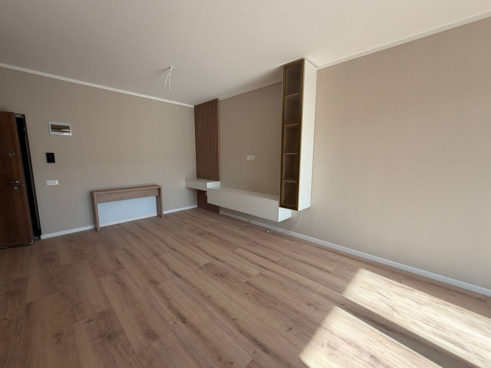 Apartament 2 camere la cheie, zona Vivo 