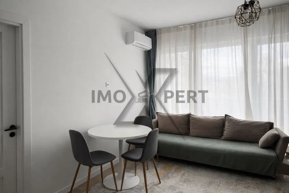 Apartament 3 camere, terasa 80 mp, parcare, ansamblu Iris