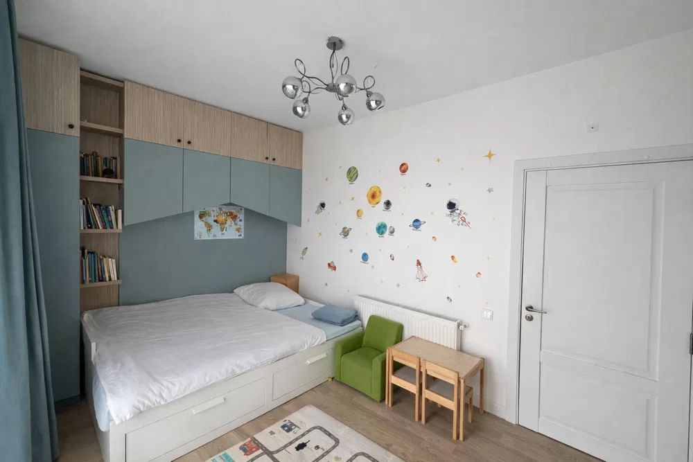 Apartament 3 camere, terasa 80 mp, parcare, ansamblu Iris