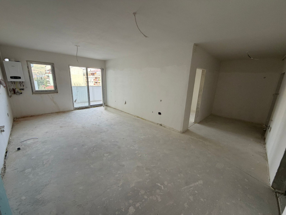 Apartament cu 2 camere semifinisat 56mp,et1/6 zona Eroilor
