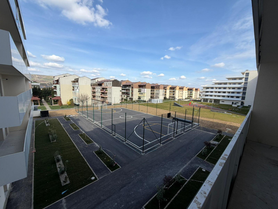 Apartament cu 2 camere semifinisat 56mp,et1/6 zona Eroilor