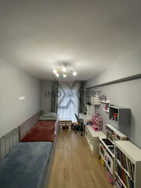 Apartament cu 2 dormitoare, et intermediar, strada Frunzișului
