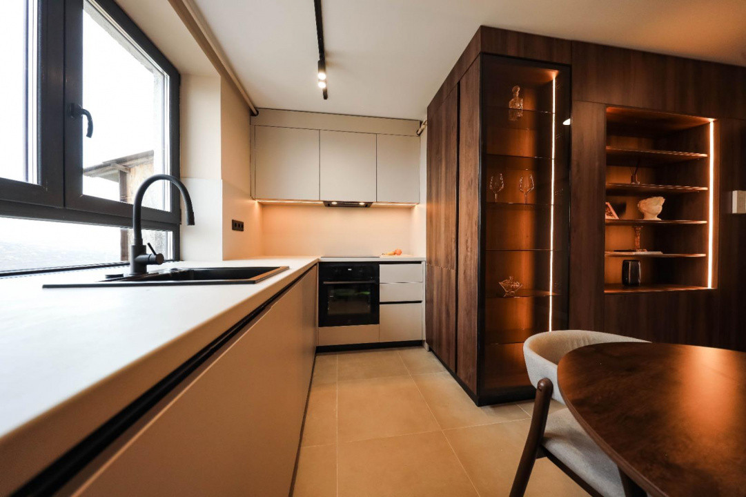 Apartament 2 camere decomandate în zona Iulius Mall