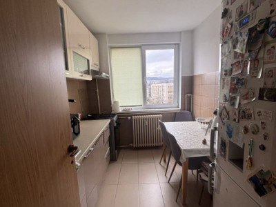 Apartament cu 3 camere, 56mp zona Coloane  Grigorescu
