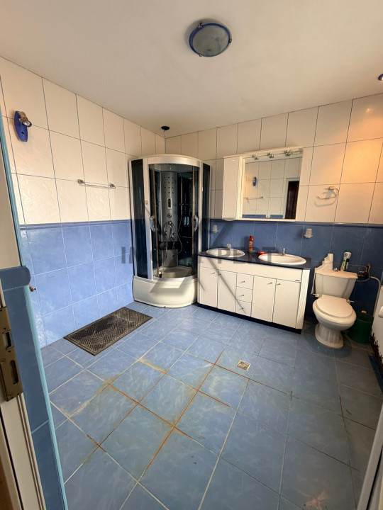 Casa cu 5 camere , 540 m2 utili , teren 900m , Feleac, Cluj