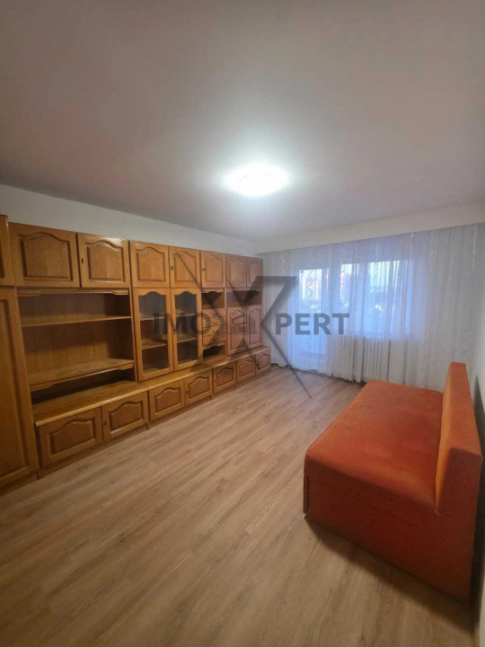 Apartament 3 camere, 2 bai, zona Kaufland Manastur