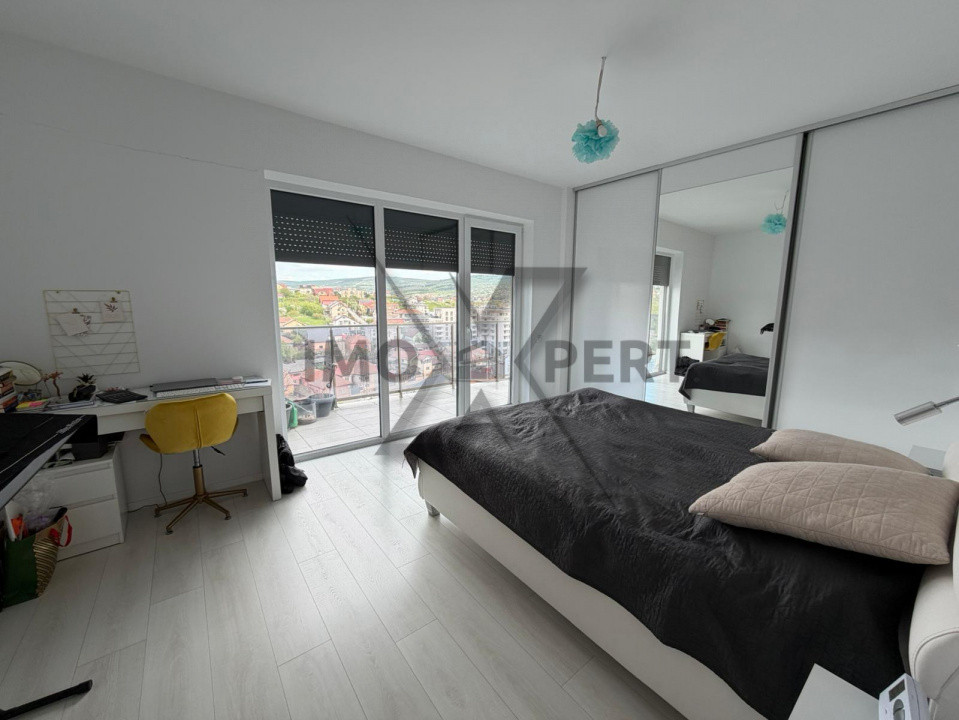 Apartament 4 camere, 94 mp, terasa 38 mp, parcare, ansamblu Iris