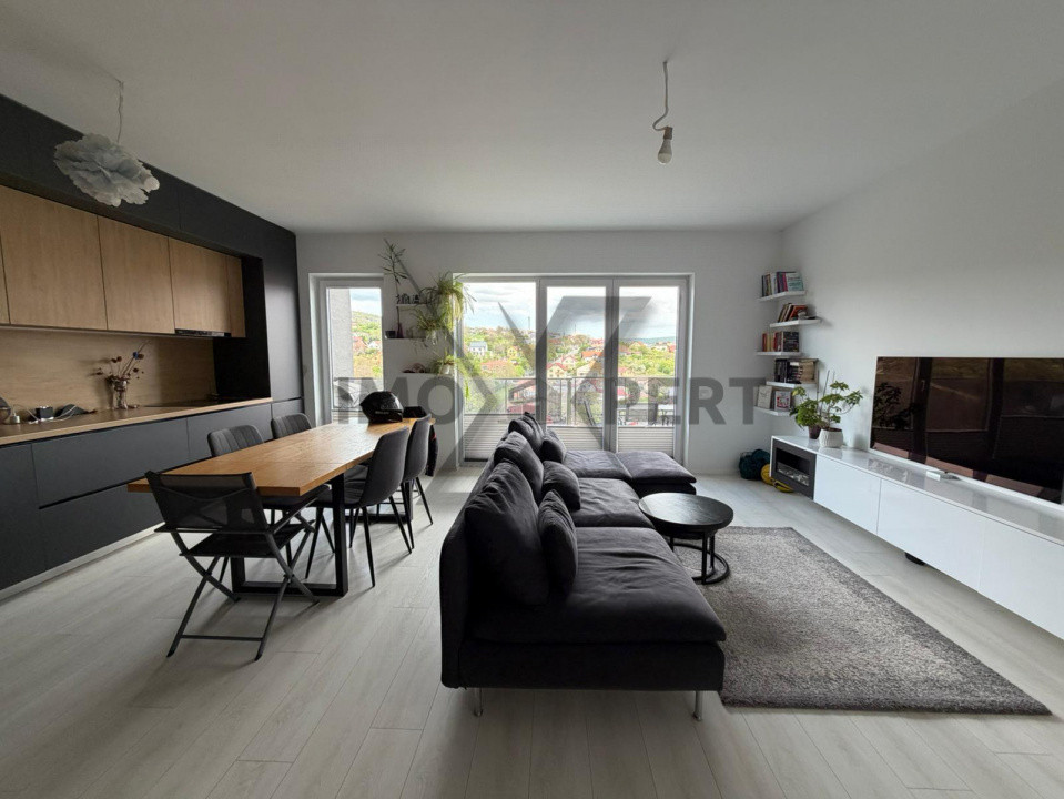 Apartament 4 camere, 94 mp, terasa 38 mp, parcare, ansamblu Iris