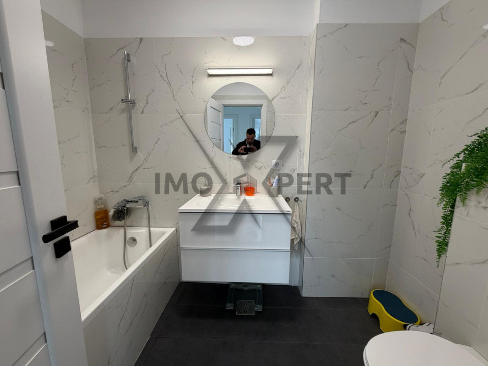 Apartament 4 camere, 94 mp, terasa 38 mp, parcare, ansamblu Iris