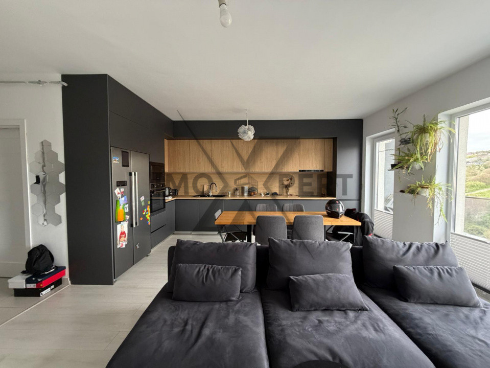 Apartament 4 camere, 94 mp, terasa 38 mp, parcare, ansamblu Iris