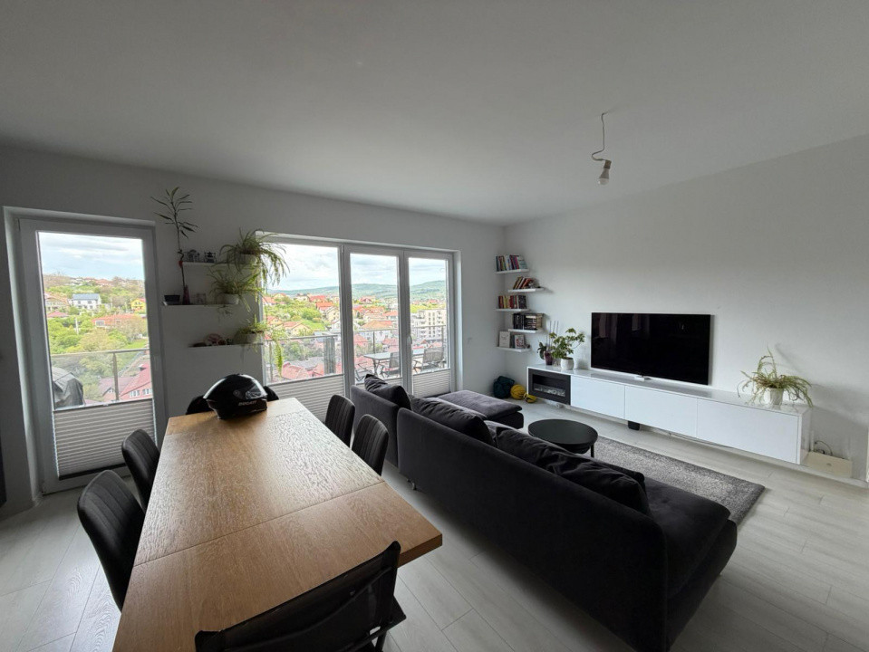 Apartament 4 camere, 94 mp, terasa 38 mp, parcare, ansamblu Iris