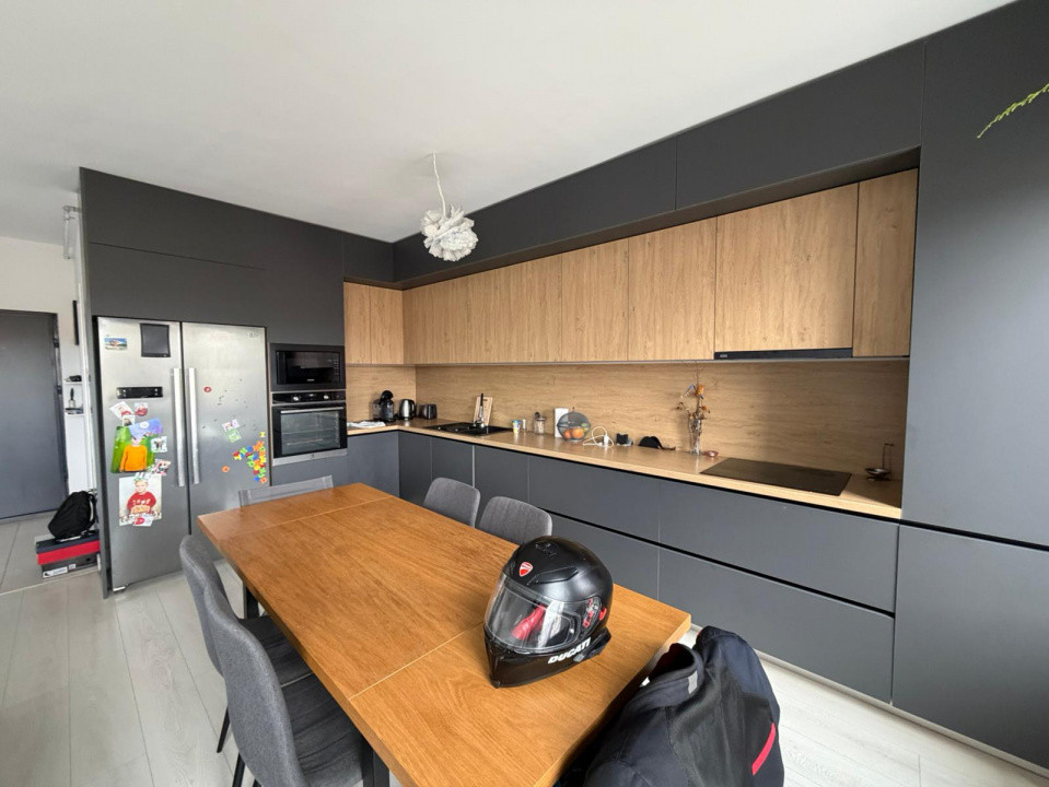 Apartament 4 camere, 94 mp, terasa 38 mp, parcare, ansamblu Iris