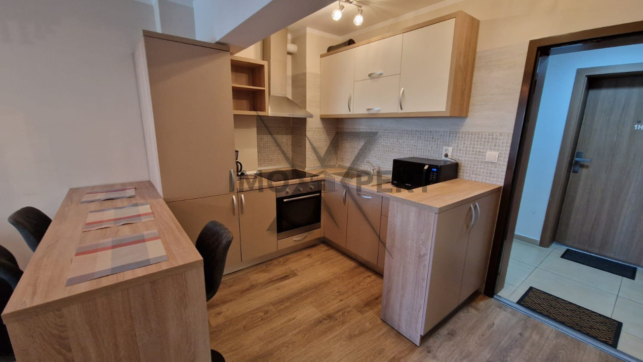 Apartament de 2 camere, etaj intermediar, zona Iulius Mall