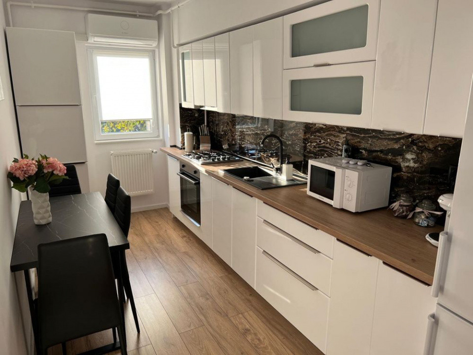 Apartament cu 2 camere decomandate + parcare - complex Junior Residence