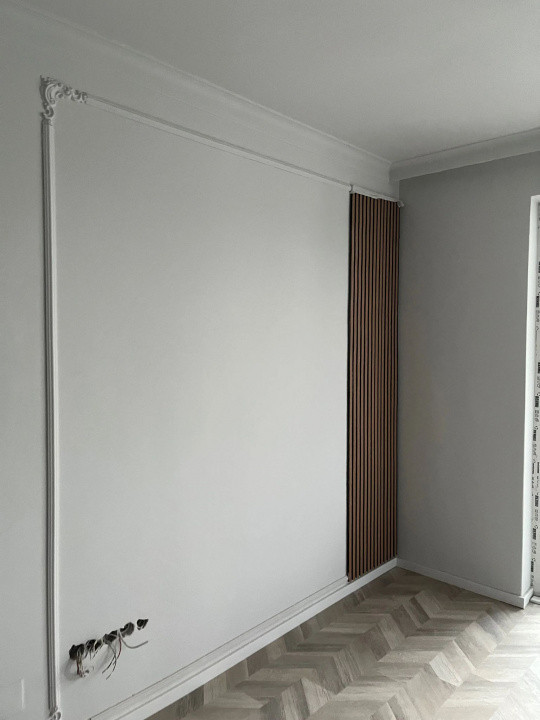 Apartament 3 camere, et intermediar, finisat, cartier Între Lacuri