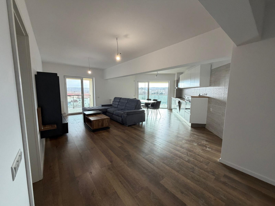 Apartament 2 camere 67 mp, terasa 24 mp, in complexul Viva City, Iulis Mall