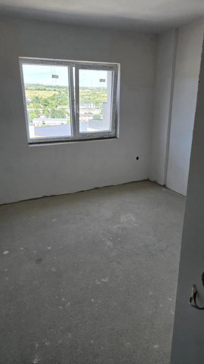 Apartament 2 camere, et intermediar, Petrom Baciu