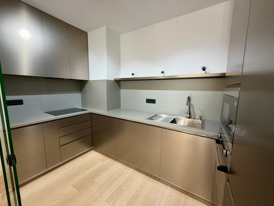 Apartament 2 camere, et intermediar, parcare, Elite City