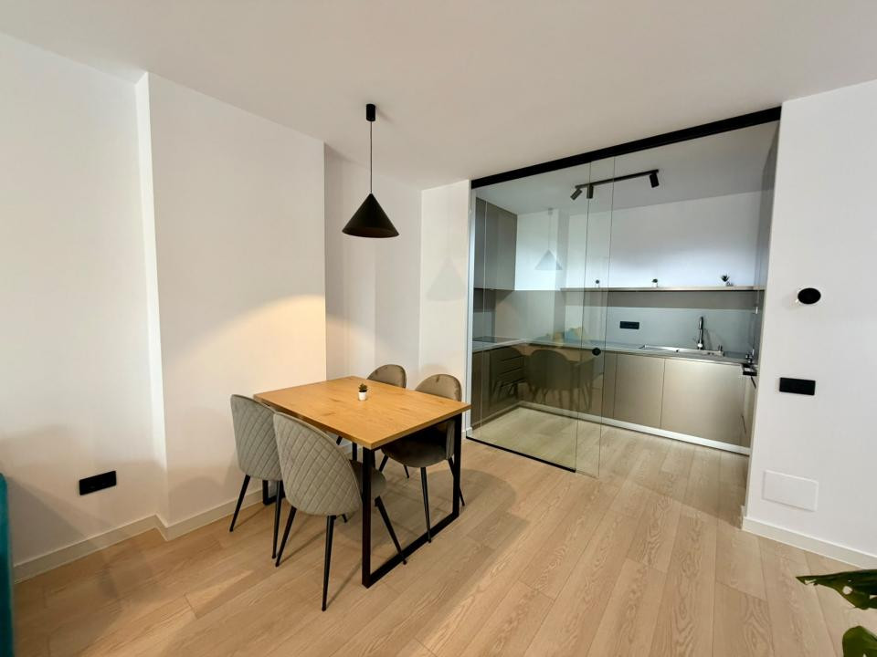 Apartament 2 camere, et intermediar, parcare, Elite City