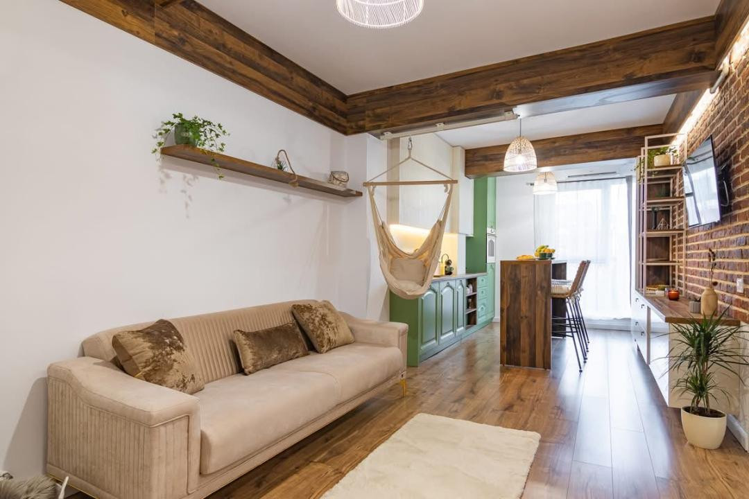 Apartament cu 2 camere, parcare, zona semicentrală 